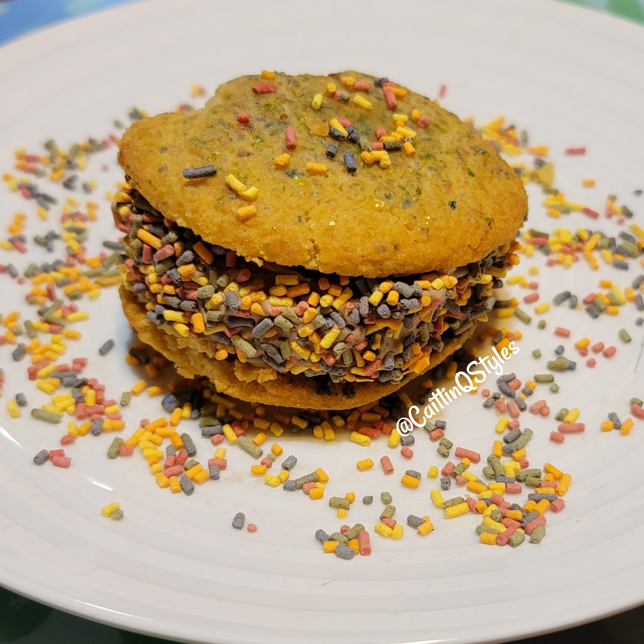 Chocolate Keto Sprinkles, Dye Free, Non-GMO, Vegan, 1g Net Carb – Wholesome  Provisions